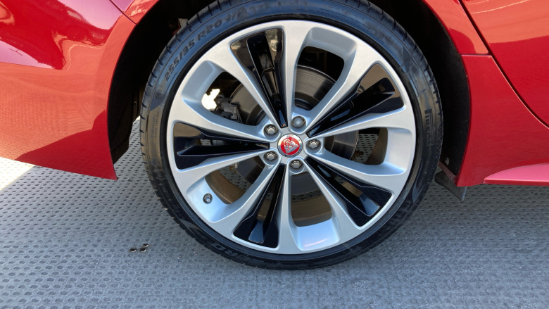Jaguar XF 2.0 D200 R-Dynamic HSE 5dr Auto AWD Diesel Estate